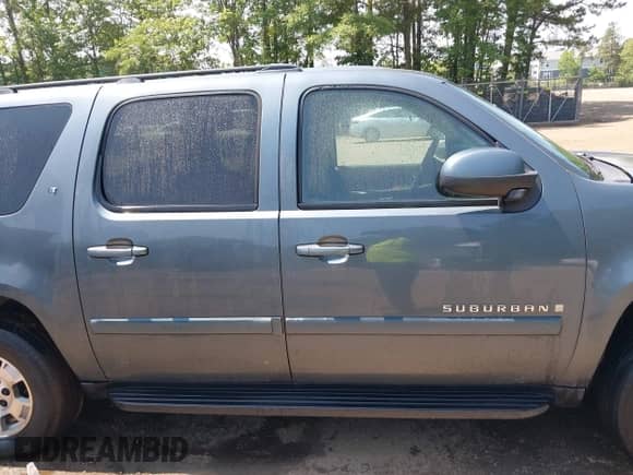 2008 Chevrolet Suburban LTZ with VIN 1GNFK16318J148215, listed as a IAAI auction lot 42486861 with 214,362 mi miles and . Bid and sale history available at DreamBid. Image 13.