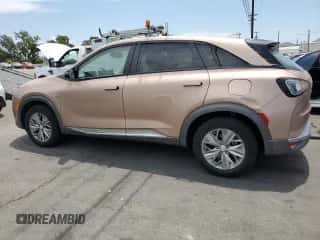 2021 Hyundai NEXO z VIN KM8J74A67MU014787, wystawiony jako Copart lot #65209455 z przebiegiem 26 613 mil mil oraz Czysty tytuł • Clean title. Historia ofert i sprzedaży dostępna na DreamBid. Obrazek 2.