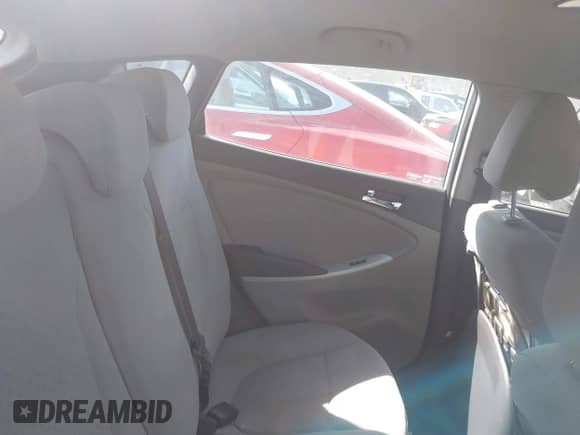 2013 Hyundai Accent SE с VIN KMHCU5AE5DU131220, выставлен на аукционе IAAI как лот 41841656 с пробегом 129 362 миль миль и . История ставок и продаж доступна на DreamBid. Изображение 8.