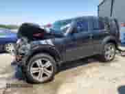 2011 Dodge Nitro Shock z VIN 1D4PU7GX5BW501225, wystawiony jako Copart lot #68369974 z przebiegiem 299 262 mil mil oraz Szkoda całkowita • Salvage title. Historia ofert i sprzedaży dostępna na DreamBid. Obrazek 1.