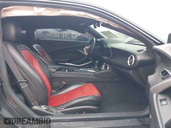 2017 Chevrolet Camaro 1LS с VIN 1G1FA1RX6H0102257, выставлен на аукционе IAAI как лот 42347812 с пробегом 70 921 миль миль и . История ставок и продаж доступна на DreamBid. Изображение 5.