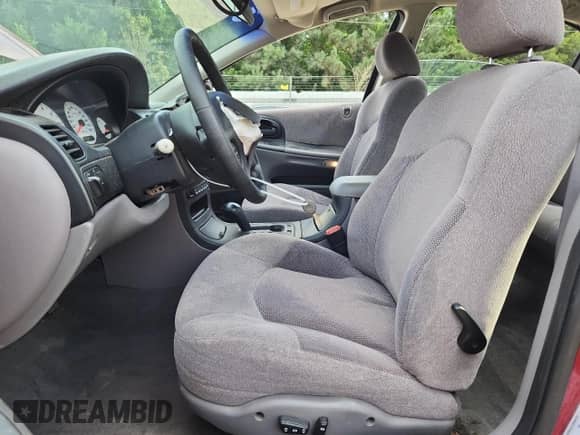 1999 Dodge Intrepid ES z VIN 2B3HD56J3XH652901, wystawiony jako Copart lot #62545875 z przebiegiem 125 935 mil mil oraz Szkoda całkowita • Salvage title. Historia ofert i sprzedaży dostępna na DreamBid. Obrazek 7.