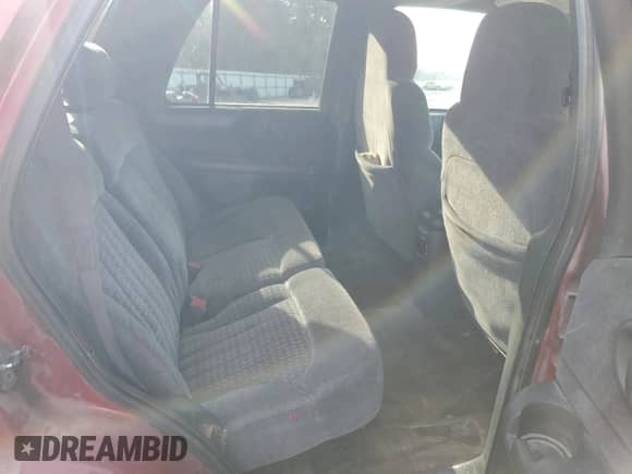 1999 Chevrolet Blazer LS z VIN 1GNCS13W9X2199990, wystawiony jako Copart lot #42741095 z przebiegiem 277 329 mil mil oraz Szkoda całkowita • Salvage title. Historia ofert i sprzedaży dostępna na DreamBid. Obrazek 11.