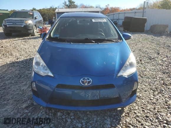 2013 Toyota Prius Two с VIN JTDKDTB30D1050466, выставлен на аукционе Copart как лот 86622625 с пробегом 107 549 миль миль и Чистый • Clean title. История ставок и продаж доступна на DreamBid. Изображение 5.