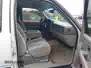 2006 Chevrolet Tahoe LS z VIN 1GNEC13V36J114725, wystawiony jako IAAI lot #43443036 z przebiegiem 168 334 mil mil oraz . Historia ofert i sprzedaży dostępna na DreamBid. Obrazek 5.