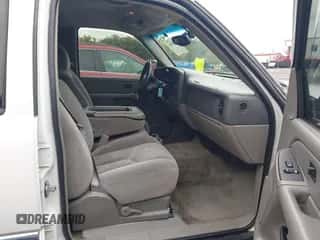 2006 Chevrolet Tahoe LS с VIN 1GNEC13V36J114725, выставлен на аукционе IAAI как лот 43443036 с пробегом 168 334 миль миль и . История ставок и продаж доступна на DreamBid. Изображение 5.