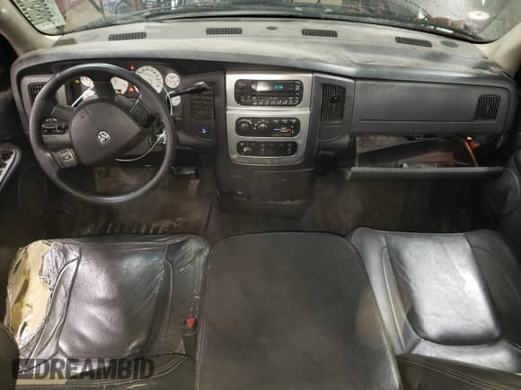 2005 Dodge RAM with VIN 3D2WS38C25G851056, listed as a Copart auction lot 87059884 with 304,872 mi miles and Salvage title. Bid and sale history available at DreamBid. Image 8.