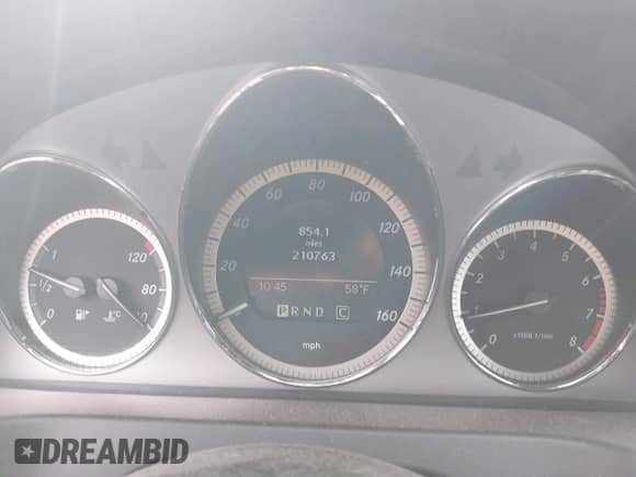 2010 Mercedes-Benz C 300 Sport with VIN WDDGF8BB9AR092237, listed as a IAAI auction lot 43499613 with 210,763 mi miles and . Bid and sale history available at DreamBid. Image 7.