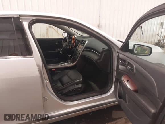 2013 Chevrolet Malibu LTZ с VIN 1G11H5SA8DF267897, выставлен на аукционе IAAI как лот 42962625 с пробегом 227 832 миль миль и . История ставок и продаж доступна на DreamBid. Изображение 5.