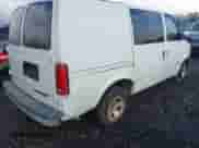 2002 Chevrolet Astro Cargo z VIN 1GCDM19X52B148289, wystawiony jako IAAI lot #41975772 z przebiegiem Nie podano mil oraz . Historia ofert i sprzedaży dostępna na DreamBid. Obrazek 4.