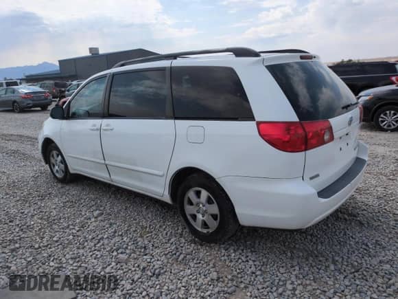 2007 Toyota Sienna CE с VIN 5TDZK23C67S052422, выставлен на аукционе Copart как лот 66112395 с пробегом 200 189 миль миль и Списание • Salvage title. История ставок и продаж доступна на DreamBid. Изображение 2.