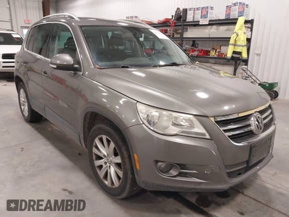 2009 Volkswagen Tiguan S с VIN WVGAV75N29W002180, выставлен на аукционе IAAI как лот 42417787 с пробегом 236 834 миль миль и . История ставок и продаж доступна на DreamBid. Изображение 1.