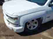 2018 Chevrolet Silverado 1500 LT с VIN 3GCUKREC5JG596495, выставлен на аукционе IAAI как лот 42834463 с пробегом 116 464 миль миль и . История ставок и продаж доступна на DreamBid. Изображение 19.