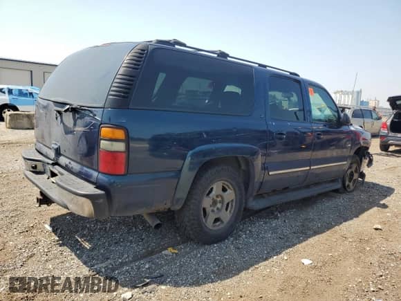 2005 Chevrolet Suburban LT с VIN 1GNFK16Z85J172642, выставлен на аукционе Copart как лот 63691295 с пробегом Не указан миль и Списание • Salvage title. История ставок и продаж доступна на DreamBid. Изображение 3.