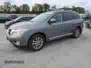 2015 Nissan Pathfinder S with VIN 5N1AR2MM7FC715928, listed as a Copart auction lot 86252275 with 125,450 mi miles and Clean title. Bid and sale history available at DreamBid. Image 1.