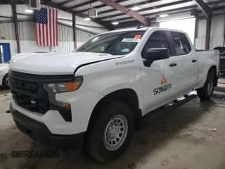 2025 Chevrolet Silverado 1500 z VIN 1GCPKAEK4SZ166108, wystawiony jako Copart lot #57635875 z przebiegiem 2 533 mil mil oraz Szkoda całkowita • Salvage title. Historia ofert i sprzedaży dostępna na DreamBid. Obrazek 1.