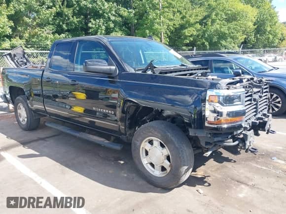 2017 Chevrolet Silverado 1500 LT z VIN 1GCVKREC8HZ224356, wystawiony jako IAAI lot #43058181 z przebiegiem 166 378 mil mil oraz . Historia ofert i sprzedaży dostępna na DreamBid. Obrazek 1.
