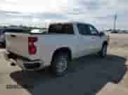 2022 Chevrolet Silverado 1500 LT z VIN 2GCUDDED1N1507736, wystawiony jako Copart lot #71133975 z przebiegiem 43 792 mil mil oraz Szkoda całkowita • Salvage title. Historia ofert i sprzedaży dostępna na DreamBid. Obrazek 3.