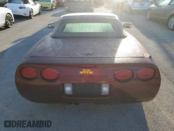 2003 Chevrolet Corvette с VIN 1G1YY32G335128904, выставлен на аукционе Copart как лот 74386044 с пробегом Не указан миль и На запчасти • Non repairable. История ставок и продаж доступна на DreamBid. Изображение 6.