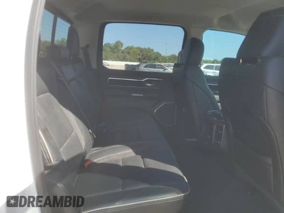 2022 Ram 1500 Laramie z VIN 1C6RREJM7NN153083, wystawiony jako Copart lot #71838764 z przebiegiem 50 470 mil mil oraz Szkoda całkowita • Salvage title. Historia ofert i sprzedaży dostępna na DreamBid. Obrazek 11.