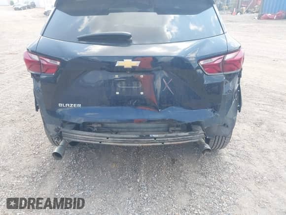 2020 Chevrolet Blazer LT с VIN 3GNKBCRS2LS716055, выставлен на аукционе IAAI как лот 43137097 с пробегом 46 925 миль миль и . История ставок и продаж доступна на DreamBid. Изображение 6.