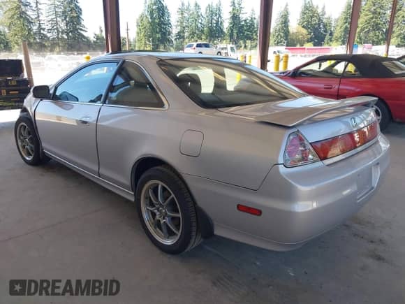 2002 Honda Accord EX with VIN 1HGCG325X2A007264, listed as a IAAI auction lot 42955244 with Not provided miles and . Bid and sale history available at DreamBid. Image 3.