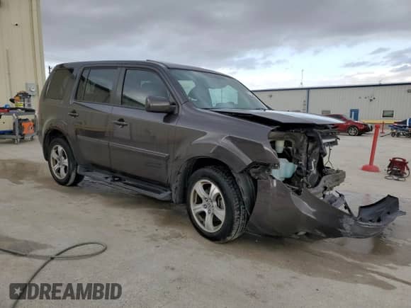 2014 Honda Pilot EX-L with VIN 5FNYF3H68EB001658, listed as a Copart auction lot 47936035 with 197,431 mi miles and Salvage title. Bid and sale history available at DreamBid. Image 4.