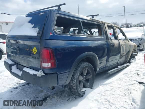 2019 Ram 1500 Warlock z VIN 1C6RR7GGXKS686345, wystawiony jako IAAI lot #41605563 z przebiegiem 54 510 mil mil oraz . Historia ofert i sprzedaży dostępna na DreamBid. Obrazek 4.