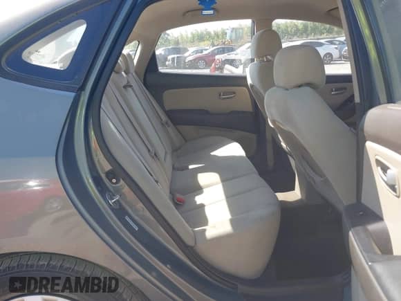 2009 Hyundai Elantra GLS z VIN KMHDU46D89U748830, wystawiony jako IAAI lot #43161530 z przebiegiem 212 277 mil mil oraz . Historia ofert i sprzedaży dostępna na DreamBid. Obrazek 8.