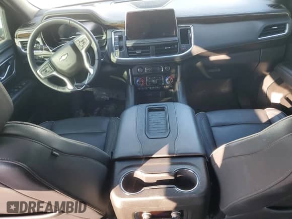 2022 Chevrolet Suburban Premier с VIN 1GNSCFKD2NR180661, выставлен на аукционе Copart как лот 74840484 с пробегом 55 972 миль миль и Списание • Salvage title. История ставок и продаж доступна на DreamBid. Изображение 8.