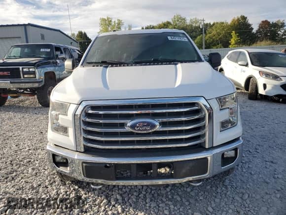 2016 Ford F-150 XLT z VIN 1FTEW1E85GKF28270, wystawiony jako Copart lot #84912875 z przebiegiem 221 513 mil mil oraz Czysty tytuł • Clean title. Historia ofert i sprzedaży dostępna na DreamBid. Obrazek 5.