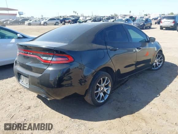 2015 Dodge Dart SXT с VIN 1C3CDFBBXFD141358, выставлен на аукционе IAAI как лот 42248911 с пробегом 114 929 миль миль и . История ставок и продаж доступна на DreamBid. Изображение 4.
