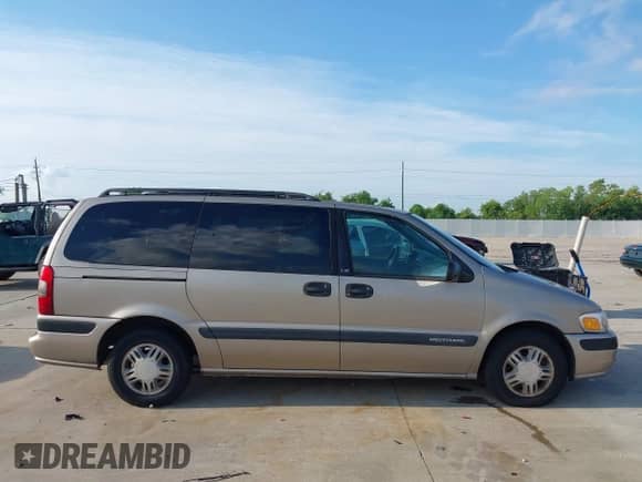 1998 Chevrolet Venture с VIN 1GNDX03E2WD303388, выставлен на аукционе IAAI как лот 43122204 с пробегом 289 932 миль миль и . История ставок и продаж доступна на DreamBid. Изображение 13.