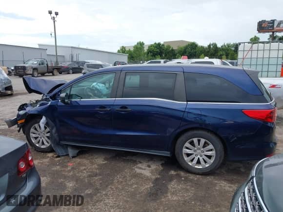 2019 Honda Odyssey LX с VIN 5FNRL6H21KB027087, выставлен на аукционе IAAI как лот 42866347 с пробегом Не указан миль и . История ставок и продаж доступна на DreamBid. Изображение 14.