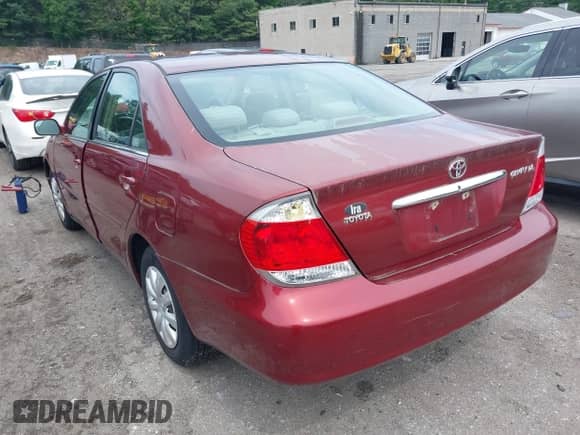 2006 Toyota Camry LE с VIN 4T1BE32K96U159459, выставлен на аукционе IAAI как лот 42640332 с пробегом 170 325 миль миль и . История ставок и продаж доступна на DreamBid. Изображение 3.