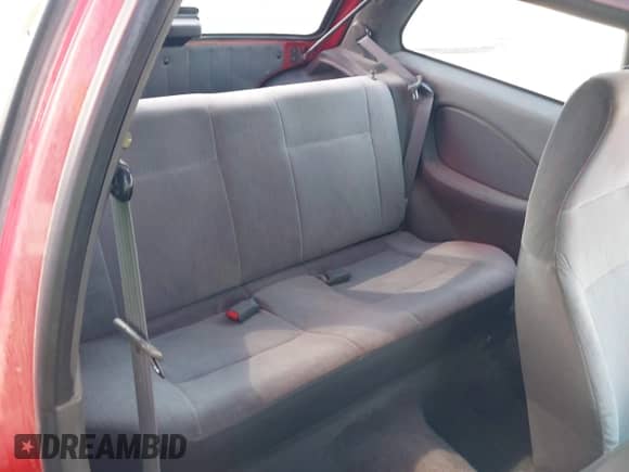 1996 Chevrolet Metro z VIN 2C1MR2261T6707346, wystawiony jako IAAI lot #41806832 z przebiegiem 276 650 mil mil oraz . Historia ofert i sprzedaży dostępna na DreamBid. Obrazek 8.