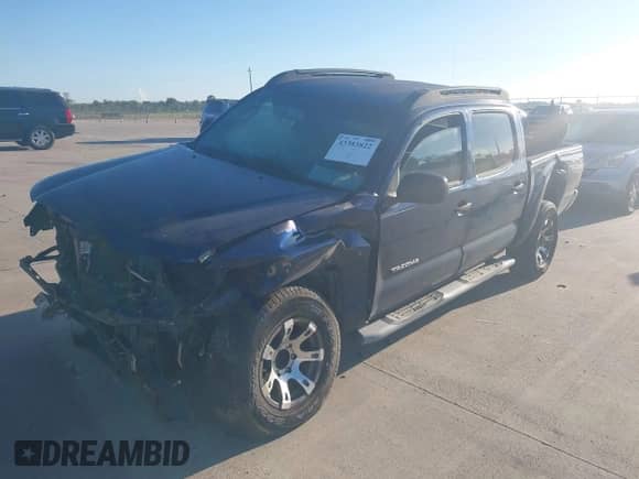 2005 Toyota Tacoma PreRunner with VIN 3TMJU62N75M004880, listed as a IAAI auction lot 43383822 with 198,672 mi miles and . Bid and sale history available at DreamBid. Image 6.