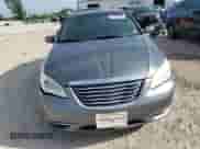 2013 Chrysler 200 Touring with VIN 1C3CCBBGXDN678696, listed as a Copart auction lot 68942755 with 132,961 mi miles and Clean title. Bid and sale history available at DreamBid. Image 5.