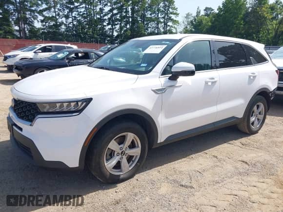 2021 Kia Sorento LX with VIN 5XYRG4LC1MG035954, listed as a IAAI auction lot 42776814 with 103,090 mi miles and . Bid and sale history available at DreamBid. Image 2.