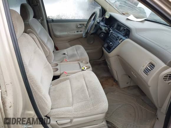 2000 Honda Odyssey LX с VIN 2HKRL1857YH594394, выставлен на аукционе IAAI как лот 43501994 с пробегом 205 652 миль миль и . История ставок и продаж доступна на DreamBid. Изображение 5.
