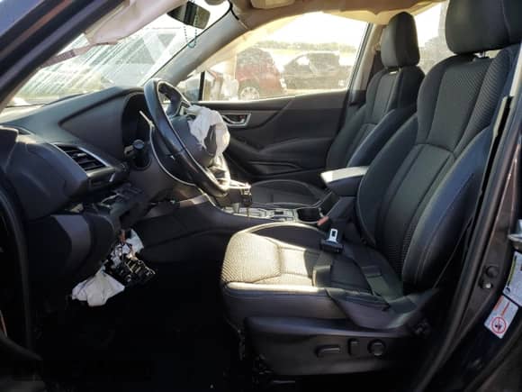 2019 Subaru Forester Premium z VIN JF2SKAEC0KH438292, wystawiony jako Copart lot #81281905 z przebiegiem 90 337 mil mil oraz Szkoda całkowita • Salvage title. Historia ofert i sprzedaży dostępna na DreamBid. Obrazek 7.