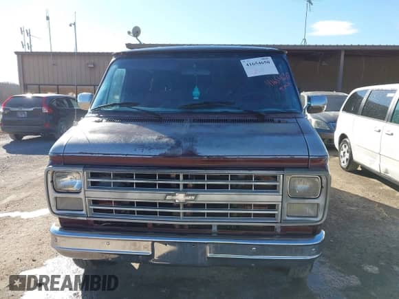 1986 Chevrolet Chevy Van with VIN 1GCEG25N9G7163670, listed as a IAAI auction lot 41654650 with Not provided miles and . Bid and sale history available at DreamBid. Image 12.