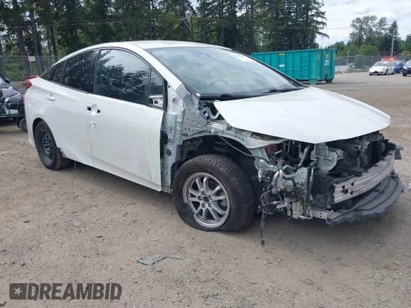 2018 Toyota Prius Plus z VIN JTDKARFP2J3078424, wystawiony jako IAAI lot #42532918 z przebiegiem 93 465 mil mil oraz . Historia ofert i sprzedaży dostępna na DreamBid. Obrazek 1.