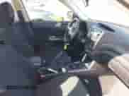 2013 Subaru Forester X z VIN JF2SHAACXDG407600, wystawiony jako IAAI lot #43040639 z przebiegiem 145 204 mil mil oraz . Historia ofert i sprzedaży dostępna na DreamBid. Obrazek 5.