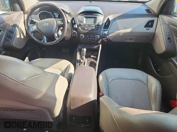 2015 Hyundai Tucson SE с VIN KM8JUCAG5FU998326, выставлен на аукционе Copart как лот 68310135 с пробегом 88 141 миль миль и Чистый • Clean title. История ставок и продаж доступна на DreamBid. Изображение 8.