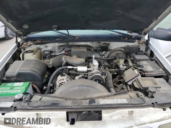 1997 GMC Sierra 1500 z VIN 2GTEC19R4V1531248, wystawiony jako Copart lot #48928755 z przebiegiem 172 164 mil mil oraz Szkoda całkowita • Salvage title. Historia ofert i sprzedaży dostępna na DreamBid. Obrazek 11.