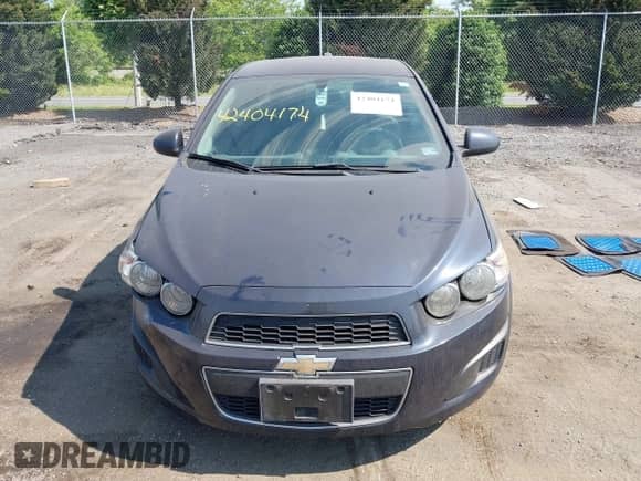 2015 Chevrolet Sonic LS с VIN 1G1JA5SH4F4135560, выставлен на аукционе IAAI как лот 42404174 с пробегом 75 546 миль миль и . История ставок и продаж доступна на DreamBid. Изображение 12.