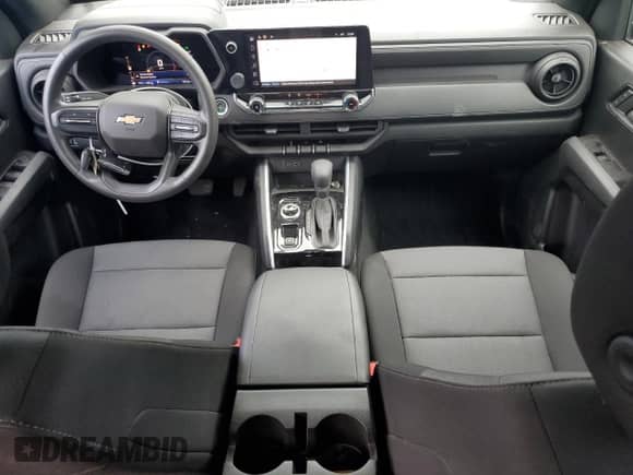 2023 Chevrolet Colorado 4WD Work Truck z VIN 1GCPTBEK5P1112230, wystawiony jako Copart lot #56569545 z przebiegiem 18 159 mil mil oraz Szkoda całkowita • Salvage title. Historia ofert i sprzedaży dostępna na DreamBid. Obrazek 8.