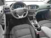 2017 Hyundai Ioniq SEL с VIN KMHC75LC5HU057371, выставлен на аукционе Copart как лот 63263525 с пробегом 100 060 миль миль и Списание • Salvage title. История ставок и продаж доступна на DreamBid. Изображение 8.