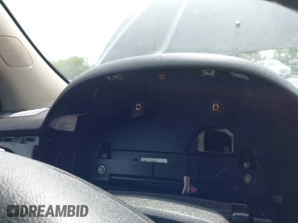 2017 Chevrolet Traverse LT с VIN 1GNKRGKD0HJ350880, выставлен на аукционе IAAI как лот 42739400 с пробегом Не указан миль и . История ставок и продаж доступна на DreamBid. Изображение 16.